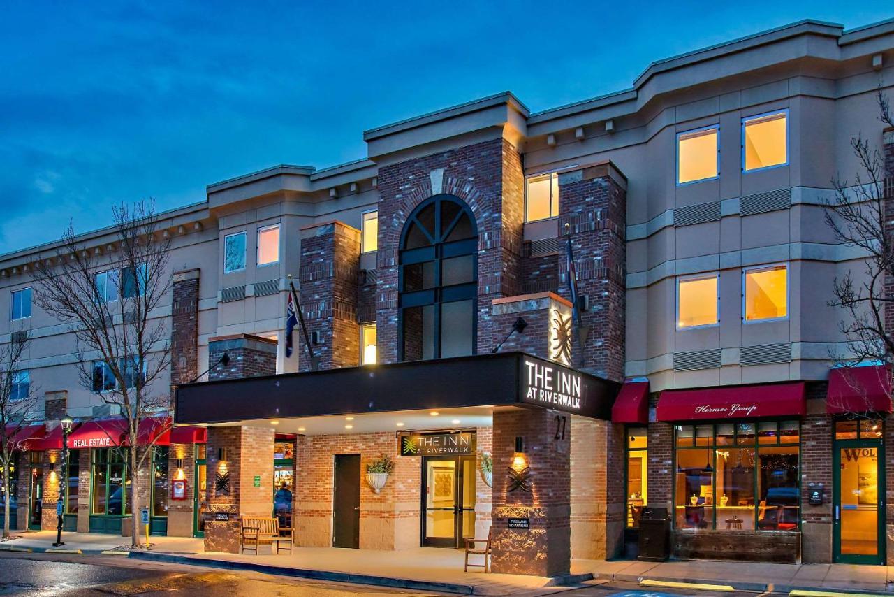 The At Riverwalk 3*